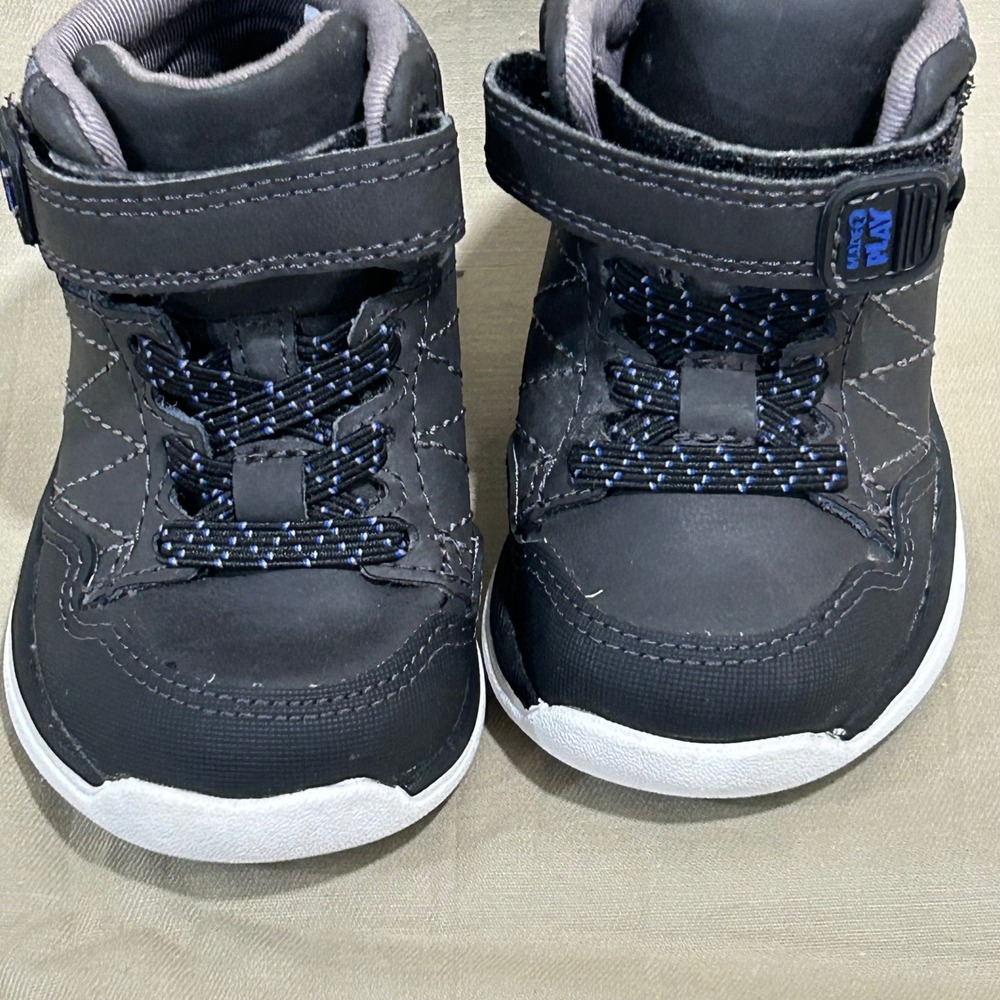 Stride Rite gray boot size 4m